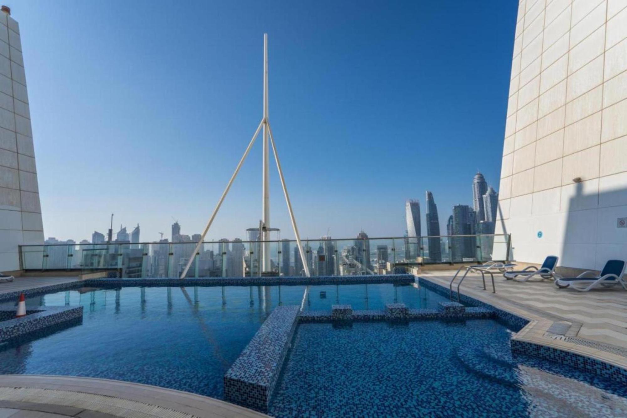 Click - Jlt - Lakes View Apartment Dubai