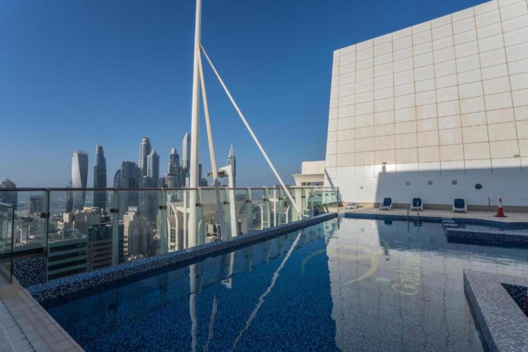 Apartment Click - Jlt - Lakes View Dubai